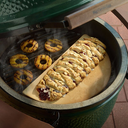 Big Green Egg Big Green Egg Half Moon ConvEGGtor Stone XLarge