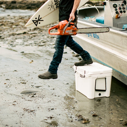 YETI Yeti Tundra 105 Hard Cooler Tan
