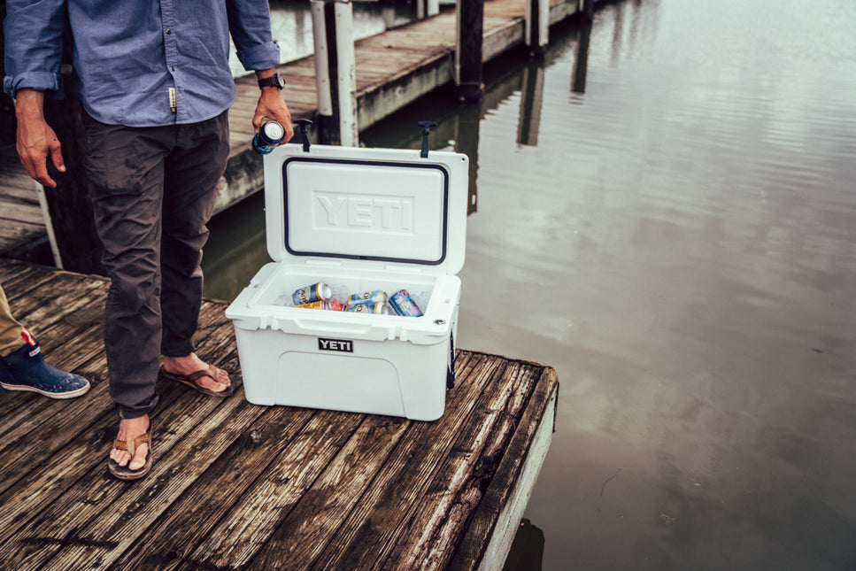 YETI Yeti Tundra 35 Hard Cooler Navy